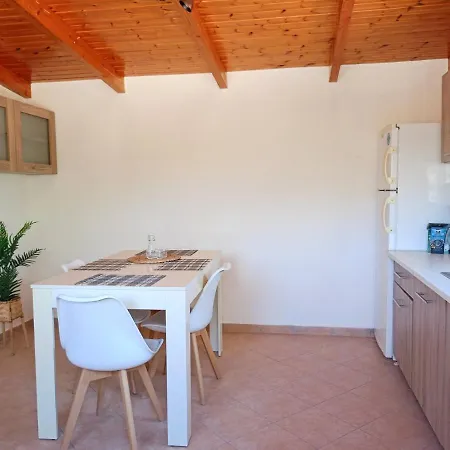 Holiday home Pantelatos *